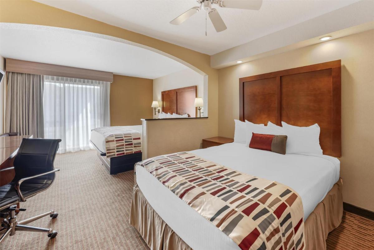 Best Western Alamo Suites Downtown - image 7