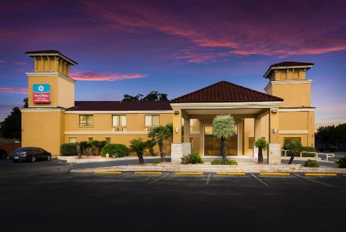 SureStay Plus Hotel by Best Western San Antonio North