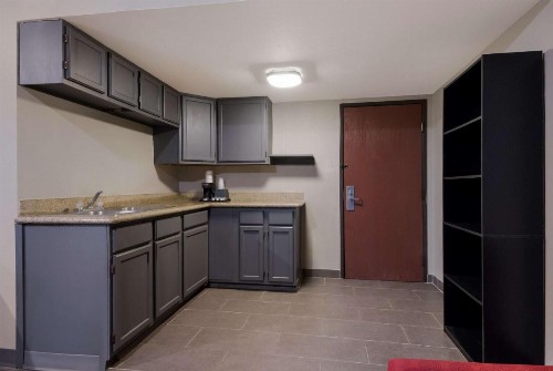 SureStay Plus Hotel by Best Western San Antonio North - image 19