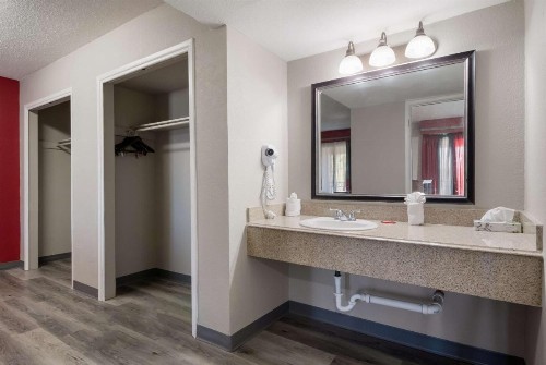 SureStay Plus Hotel by Best Western San Antonio North - image 20