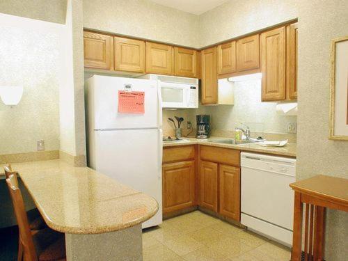 Staybridge Suites San Antonio Airport an IHG Hotel - image 3