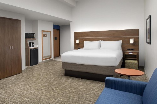 Holiday Inn Express San Antonio North Riverwalk Area an IHG Hotel - image 15