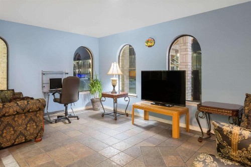Days Inn Windcrest by Wyndham San Antonio - image 9