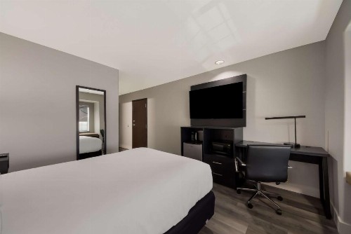 Microtel Inn & Suites by Wyndham San Antonio by SeaWorld - image 26