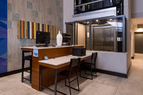 Holiday Inn Express & Suites San Antonio Medical Center North an IHG Hotel - image 27