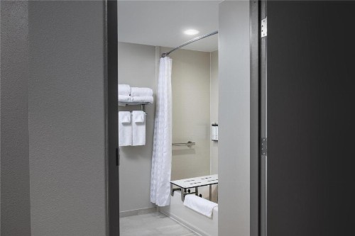 Hyatt Place San Antonio Riverwalk - image 7