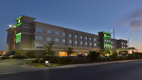 Holiday Inn Hotel & Suites Northwest San Antonio an IHG Hotel