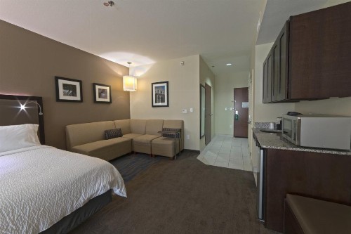 Holiday Inn Hotel & Suites Northwest San Antonio an IHG Hotel - image 24