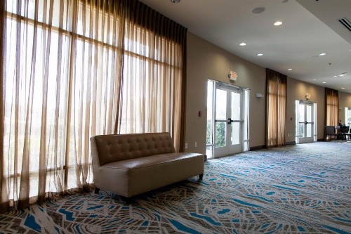 Holiday Inn Hotel & Suites Northwest San Antonio an IHG Hotel - image 33