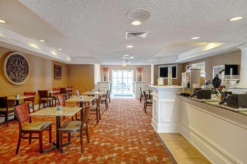 Quality Suites - image 39