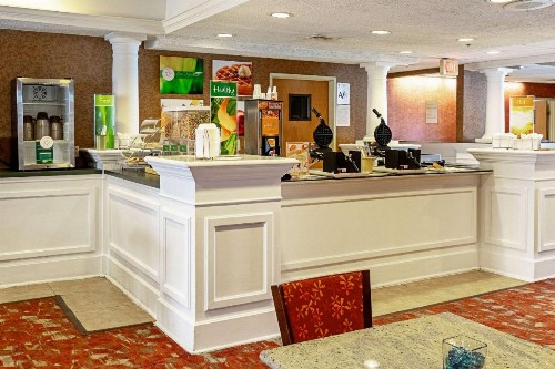 Quality Suites - image 42