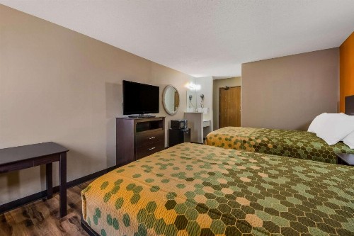 Express Inn & Suites - San Antonio Sea World Medical Center - image 14