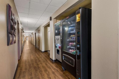 Express Inn & Suites - San Antonio Sea World Medical Center - image 30