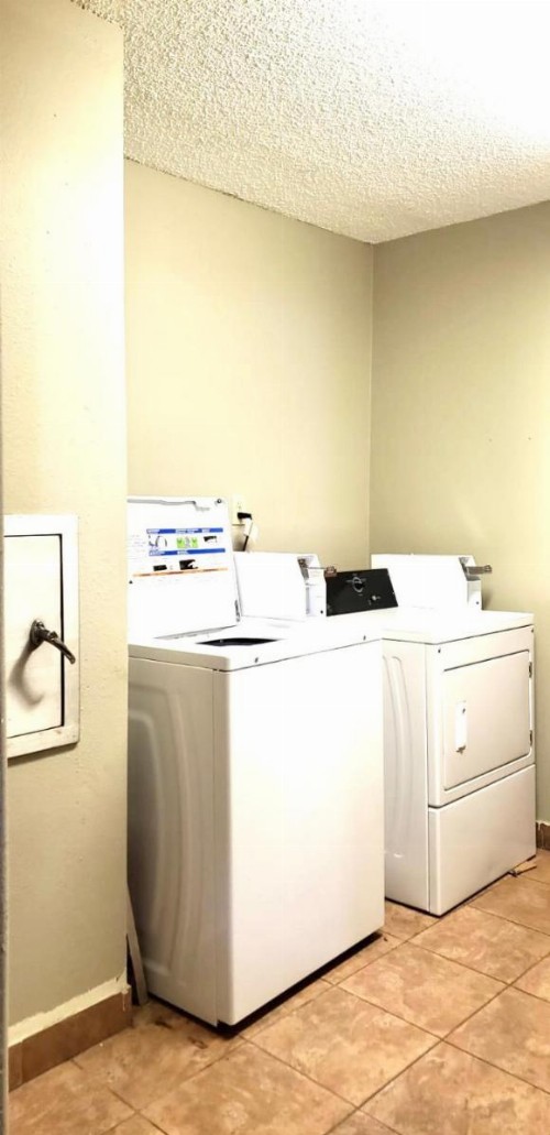 Express Inn & Suites - San Antonio Sea World Medical Center - image 39