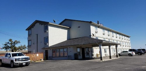 Express Inn & Suites - San Antonio Sea World Medical Center - image 47