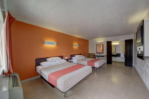Motel 6-San Antonio TX - Downtown - Market Square - image 31