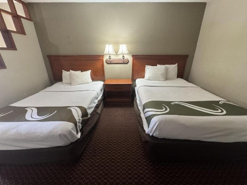 Rodeway Inn & Suites South of Fiesta Park - image 21