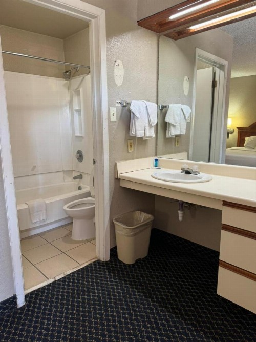 Homegate Studio and Suites San Antonio - image 11