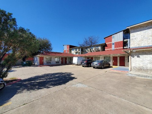 Rodeway Inn Downtown - image 1