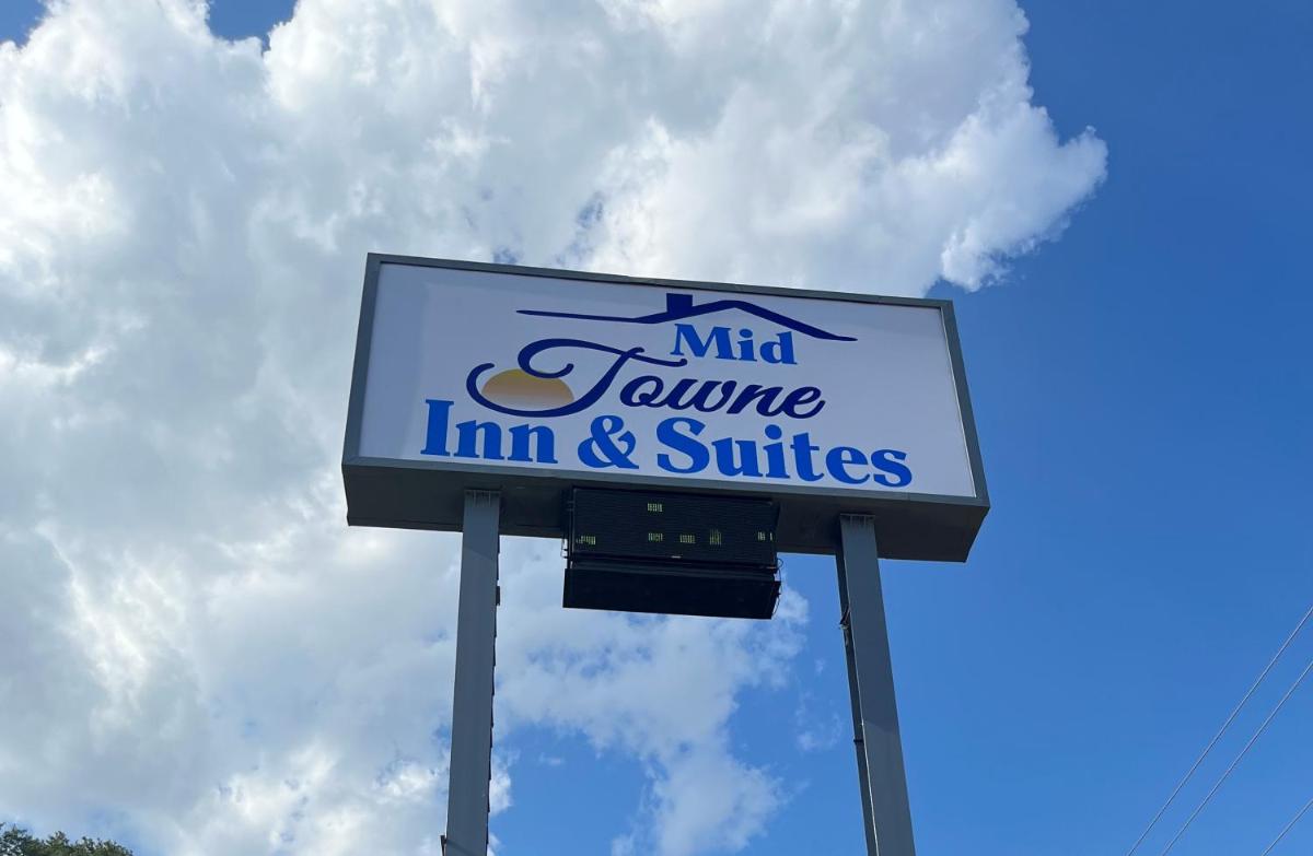 Mid Towne Inn & Suites - main image