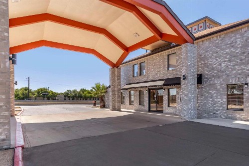 Econo Lodge Near Lackland Air Force Base-SeaWorld - image 10