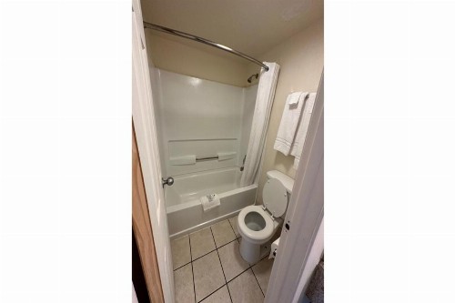 OYO Hotel San Antonio Lackland Air Force Base North - image 20