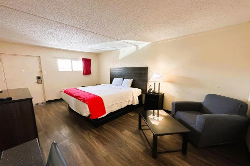 OYO Hotel San Antonio Lackland Air Force Base North - image 28