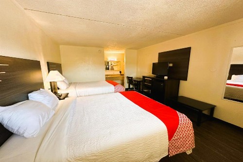 OYO Hotel San Antonio Lackland Air Force Base North - image 30