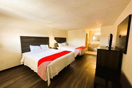 OYO Hotel San Antonio Lackland Air Force Base North - image 31