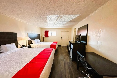 OYO Hotel San Antonio Lackland Air Force Base North - image 33