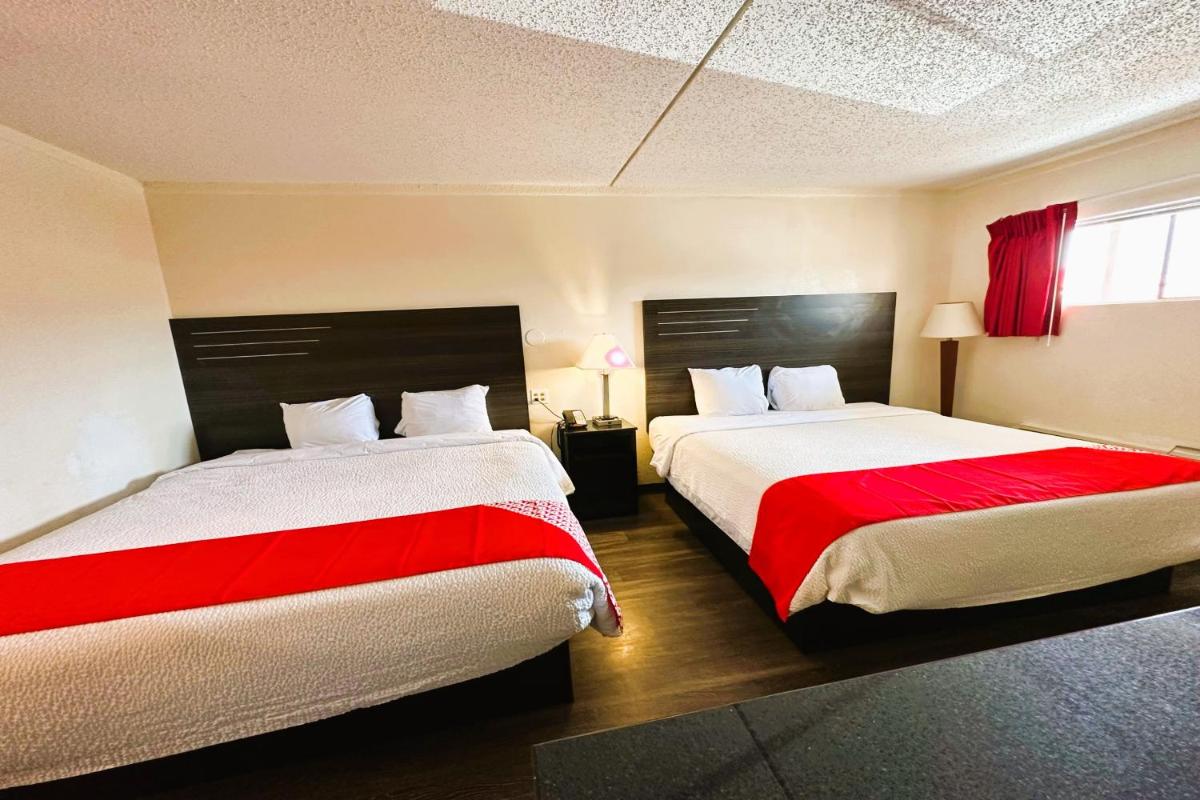 OYO Hotel San Antonio Lackland Air Force Base North - image 7