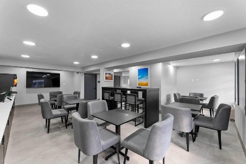 Deluxe Inn San Antonio Near Lackland AFB - image 15