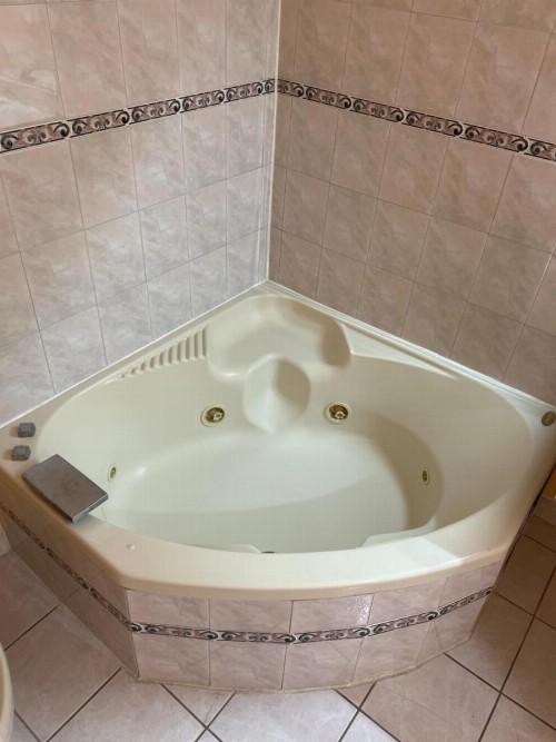 Americas Best Value Inn San Antonio/Lackland AFB - image 15