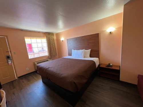 Americas Best Value Inn San Antonio/Lackland AFB - image 18