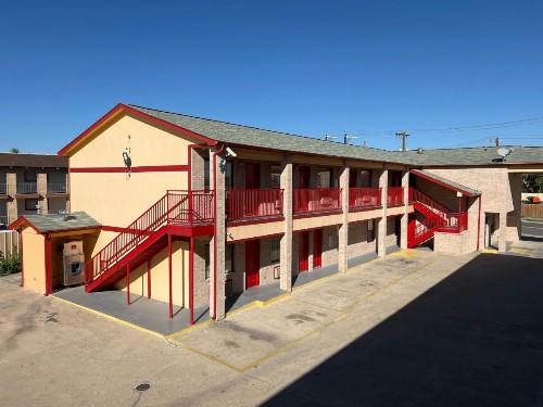 Americas Best Value Inn San Antonio/Lackland AFB - image 5