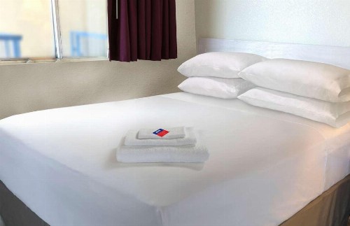 Americas Best Value Inn San Antonio - image 14
