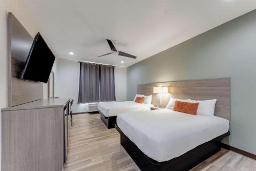 Americas Best Value Inn San Antonio - image 25