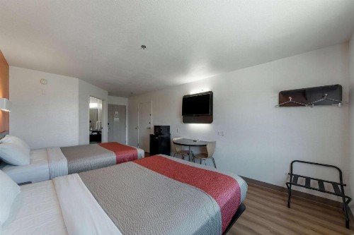Motel 6-San Antonio TX - Downtown - Alamo Dome - image 13