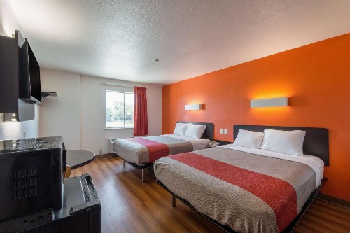 Motel 6-San Antonio TX - Downtown - Alamo Dome - image 14