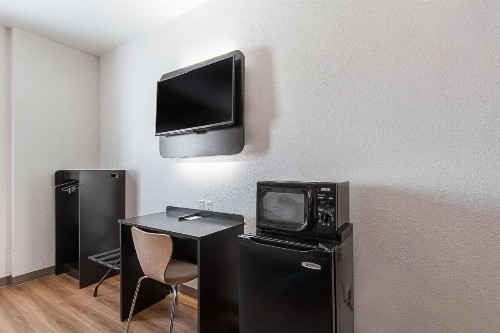 Motel 6-San Antonio TX - Downtown - Alamo Dome - image 15
