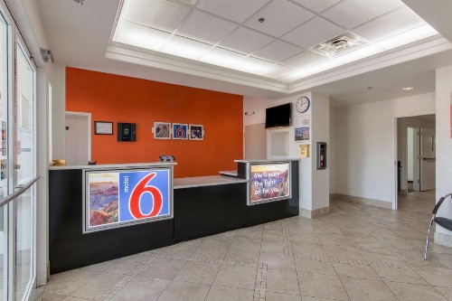 Motel 6-San Antonio TX - Downtown - Alamo Dome - image 24