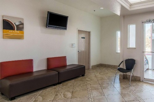 Motel 6-San Antonio TX - Downtown - Alamo Dome - image 25
