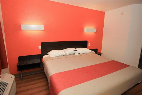 Motel 6-San Antonio TX - Downtown - Alamo Dome - image 33