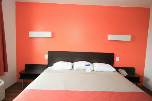 Motel 6-San Antonio TX - Downtown - Alamo Dome - image 35
