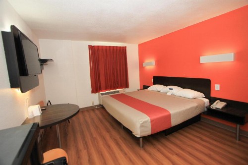Motel 6-San Antonio TX - Downtown - Alamo Dome - image 40