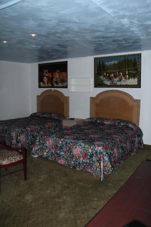 Choice Inn San Antonio - image 12
