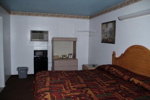 Choice Inn San Antonio - image 9