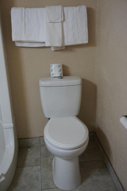 Super Suite Inn San Antonio North - image 11