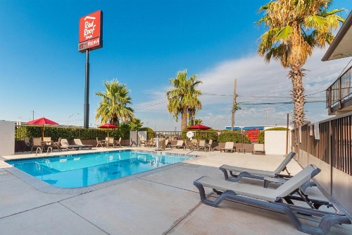 Red Roof Inn San Antonio E - near AT&T Center - image 8