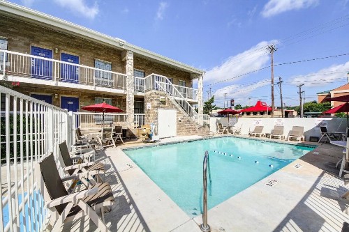 Motel 6-San Antonio TX - Northwest Medical Center - image 7